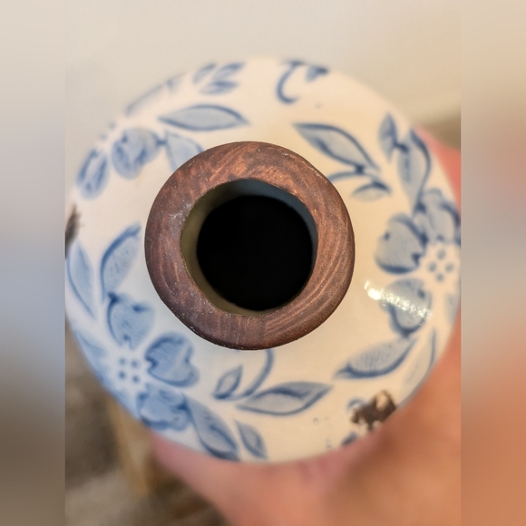 Beautiful Rustic Floral Vase NEW 8" 🇺🇲 - Picture 7 of 8